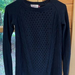 Ladies knit sweater. Size small